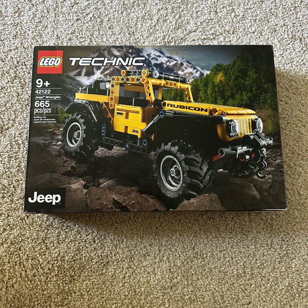 LEGO Technic Jeep Wrangler Set - Yellow and Black